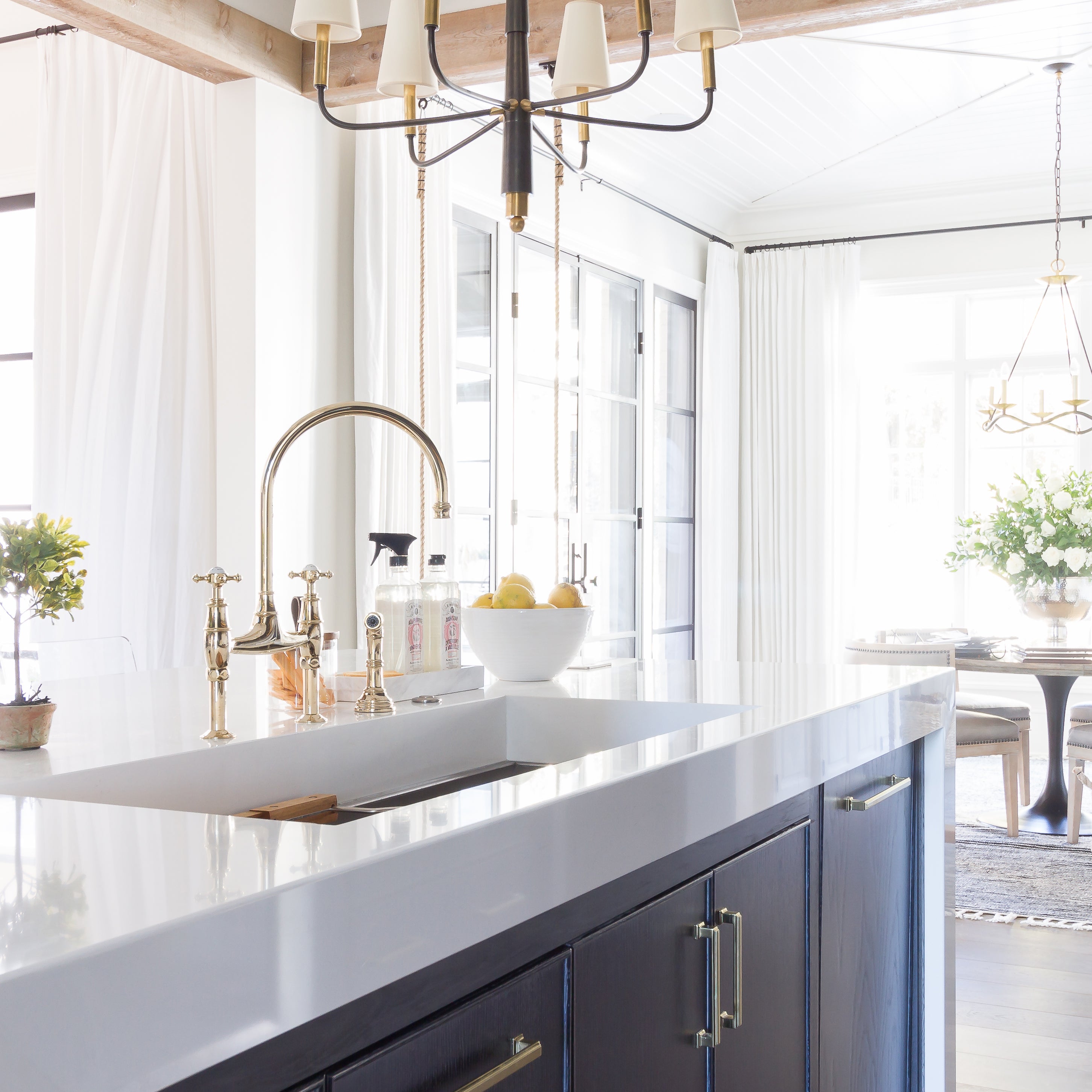 HanStone Quartz Banner