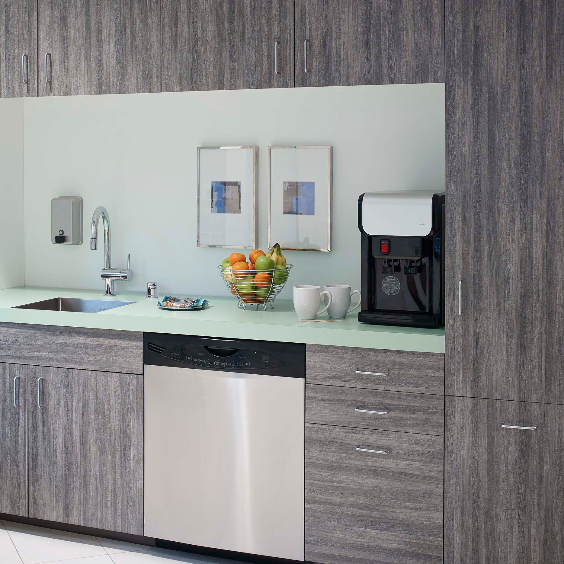 Formica Banner